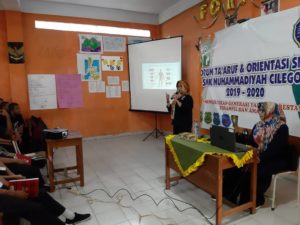 Penyuluhan Pencegahan Penyalahgunaan Narkoba dalam Rangkaian Kegiatan Masa Pengenalan Lingkungan Sekolah (MPLS) di SMK Muhammadiyah Cilegon