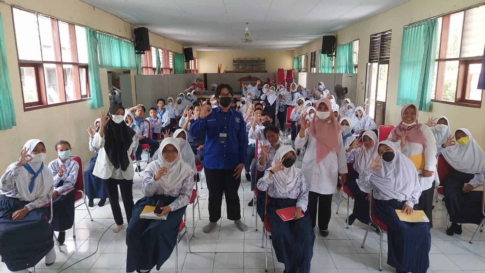 Sosialisasi P4GN SMPN 5 Cilegon Sosialisasi P4GN SMPN 5 Cilegon