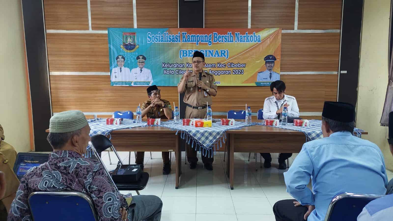 Sosialisasi Bahaya Penyalahgunaan Narkoba di Kelurahan Karang Asem