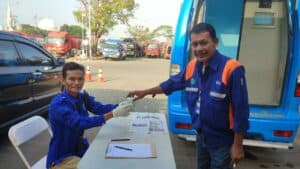 BNN Kota Cilegon Sidak Tes Urine Awak Mobil Tangki Pertamina BNN Kota Cilegon Sidak Tes Urine Awak Mobil Tangki Pertamina