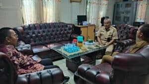 Sosialisasi Bahaya Narkoba dan Tes Urine Pegawai di Kel. Gunung Sugih – Deklarasi Bersih Narkoba