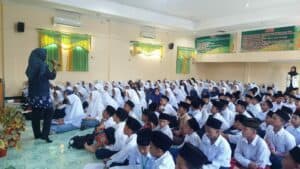 BNN Kota Cilegon Goes to School - MTs Al Inayah Jerang Ilir
