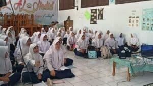 BNN Kota Cilegon Goes to School – SMK Al – Hadid Kota Cilegon BNN Kota Cilegon Goes to School – SMK Al – Hadid Kota Cilegon