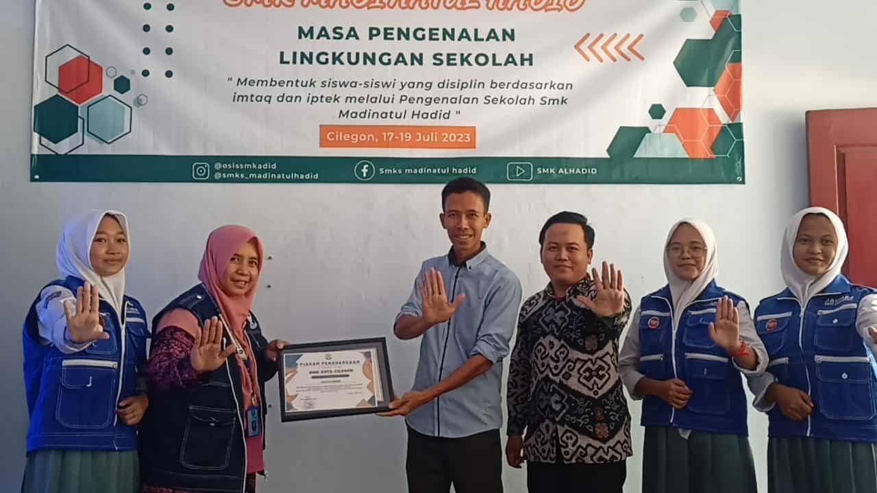 BNN Kota Cilegon Goes to School - SMK Al - Hadid Kota Cilegon BNN Kota Cilegon Goes to School – SMK Al – Hadid Kota Cilegon