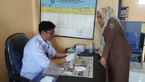 Sosialisasi Bahaya Narkoba Program Kampung Bersinar (Bersih Narkoba) Kelurahan Bagendung Sosialisasi Bahaya Narkoba Program Kampung Bersinar (Bersih Narkoba) Kelurahan Bagendung
