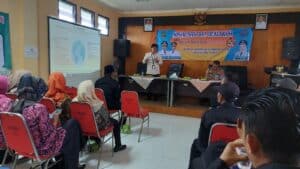Sosialisasi Bahaya Narkoba Program Kampung Bersinar (Bersih Narkoba) Kelurahan Bagendung Sosialisasi Bahaya Narkoba Program Kampung Bersinar (Bersih Narkoba) Kelurahan Bagendung